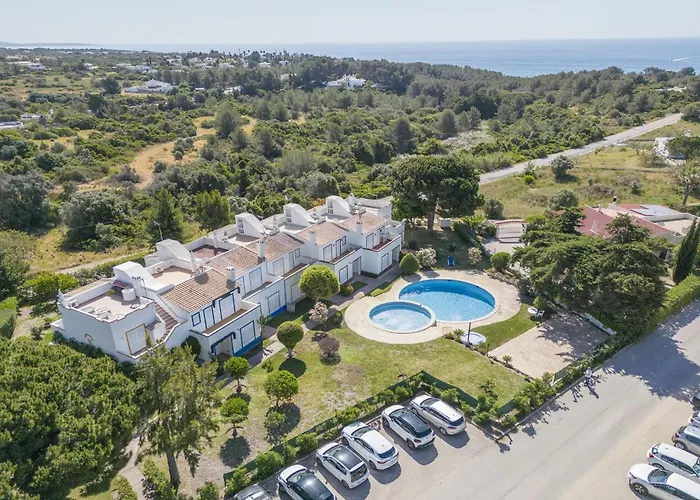 Appartement B75 - Casa Delfim In Alfanzina *